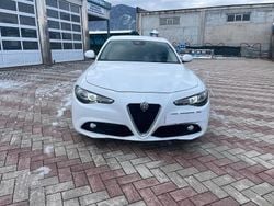 Bianco Usata 2017 Alfa Romeo Giulia Business Tre volumi | 14.490 € (Buon prezzo)