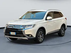 Bianco Usata 2018 Mitsubishi Outlander SUV | 12.900 € (Ottimo prezzo)