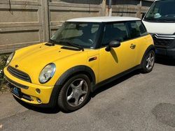 Giallo Usata 2005 Mini Cooper Due volumi | 5000 € (Molto cara)