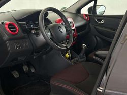 Nero Usata 2004 Renault Clio II Tre volumi | 2500 € (Cara)