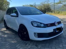 Beige Usata 2011 VW Golf VI GTI Tre volumi | 10.499 € (Buon prezzo)