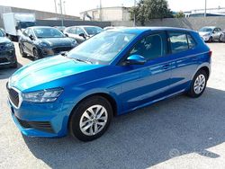 Blu Usata 2023 Skoda Fabia Monte Carlo Tre volumi | 12.800 € (Ottimo prezzo)