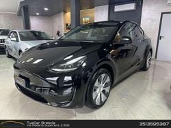 Nero Usata 2024 Tesla Model Y Standard Range SUV | 32.900 € (Ottimo prezzo)