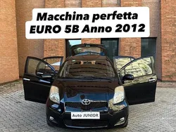 Nero Usata 2012 Toyota Yaris Lounge Tre volumi | 3900 € (Ottimo prezzo)