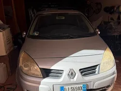 Usata 2007 Renault Scénic II Monovolume | 1700 € (Buon prezzo)