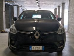 Nero Usata 2019 Renault Clio IV Due volumi | 9800 €