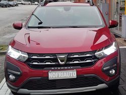 Rosso Usata 2023 Dacia Sandero Comfort Tre volumi | 14.200 € (Buon prezzo)