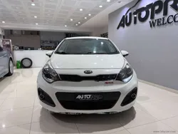 Bianco Usata 2014 Kia Rio Tre volumi | 6700 € (Buon prezzo)
