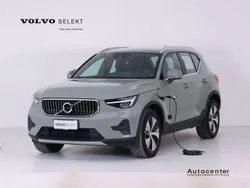 Verde Usata 2022 Volvo XC40 Core SUV | 29.900 € (Buon prezzo)