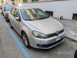 Grigio Usata 2009 VW Golf VI Tre volumi | 8500 € (Molto cara)