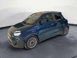 Blu/azzurro Usata 2023 Fiat 500e Icon Tre volumi | 17.900 € (Ottimo prezzo)