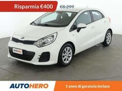 Bianco Usata 2016 Kia Rio City Tre volumi | 7899 € (Buon prezzo)