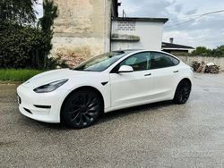 Bianco Usata 2021 Tesla Model 3 Performance Tre volumi | 34.999 €