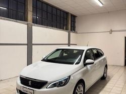 Bianco Usata 2019 Peugeot 308 Active Station wagon | 8500 € (Buon prezzo)