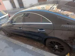 Nero Usata 2005 Mercedes CLS320 Tre volumi | 7500 € (Buon prezzo)