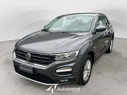 Grigio scuro Usata 2021 VW T-Roc Business SUV | 17.600 € (Ottimo prezzo)