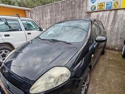 Nero Usata 2008 Fiat Grande Punto Dynamic Due volumi | 1800 € (Super prezzo)