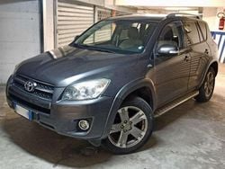 Grigio Usata 2010 Toyota RAV4 Luxury SUV | 7000 € (Ottimo prezzo)