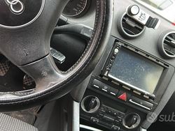 Grigio Usata 2004 Audi A3 Due volumi | 2000 € (Buon prezzo)