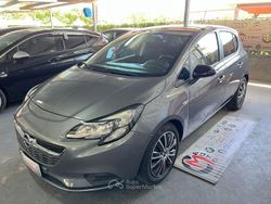 Grigio Usata 2016 Opel Corsa Tre volumi | 7950 € (Buon prezzo)