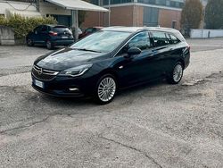 Nero Usata 2017 Opel Astra Station wagon | 8999 € (Buon prezzo)