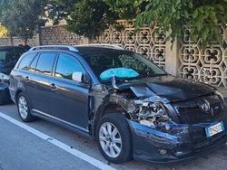 Blu Usata 2007 Toyota Avensis Station wagon | 1200 €