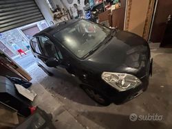 Nero Usata 2010 Suzuki Splash Due volumi | 2000 € (Ottimo prezzo)