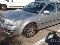 Usata 2005 Skoda Superb Tre volumi | 2500 €