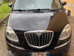 Nero Usata 2009 Lancia Musa Monovolume | 5700 €