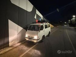 Bianco Usata 1995 Nissan Trade Tre volumi | 8700 €
