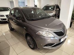 Grigio Usata 2018 Lancia Ypsilon Gold Due volumi | 9800 € (Buon prezzo)