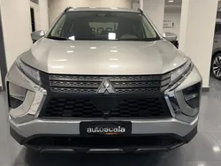 Grigio Usata 2022 Mitsubishi Eclipse Cross Intense SUV | 25.990 € (Buon prezzo)
