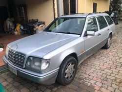 Usata 1995 Mercedes 200 Station wagon | 5500 €