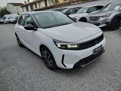 Bianco Nuova 2025 Opel Corsa Tre volumi | 16.200 € (Buon prezzo)