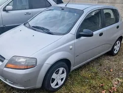 Argento Usata 2006 Chevrolet Kalos SE Tre volumi | 2200 € (Buon prezzo)