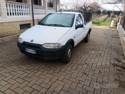 Bianco Usata 2000 Fiat Strada Pick-up | 5000 € (Buon prezzo)