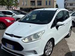 Bianco Usata 2017 Ford B-MAX Titanium Monovolume | 6399 € (Ottimo prezzo)