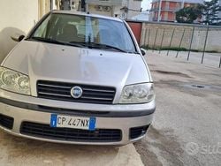 Grigio Usata 2004 Fiat Punto Due volumi | 1500 € (Buon prezzo)