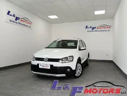 Bianco Usata 2015 VW Polo Comfortline Tre volumi | 7500 € (Buon prezzo)