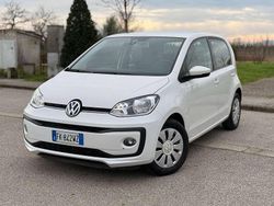 Bianco Usata 2018 VW up! Move Due volumi | 9900 € (Buon prezzo)