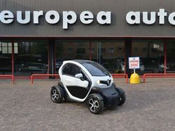 Bianco / nero Usata 2020 Renault Twizy Due volumi | 6600 €