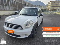 Bianco Usata 2010 Mini Cooper D Due volumi | 6890 € (Molto cara)