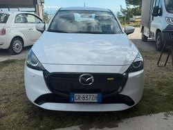 Bianco Usata 2024 Mazda 2 Tre volumi | 14.500 €