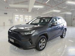 Grigio Usata 2021 Toyota RAV4 Hybrid Business Edition SUV | 26.500 € (Cara)
