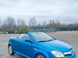 Blu Usata 2006 Opel Tigra Cabrio | 2700 €
