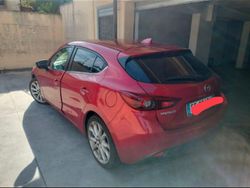 Rosso Usata 2016 Mazda 3 Tre volumi | 11.000 € (Cara)