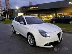 Bianco Usata 2017 Alfa Romeo Giulietta Super Tre volumi | 10.999 € (Buon prezzo)
