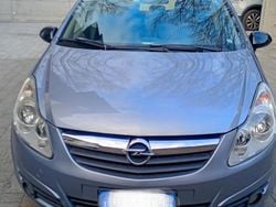 Grigio Usata 2009 Opel Corsa Enjoy Tre volumi | 3700 € (Buon prezzo)