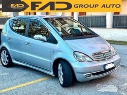 Grigio Usata 2002 Mercedes A210 Tre volumi | 7900 €