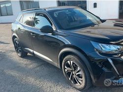 Nero Usata 2022 Peugeot 2008 SUV | 17.900 €